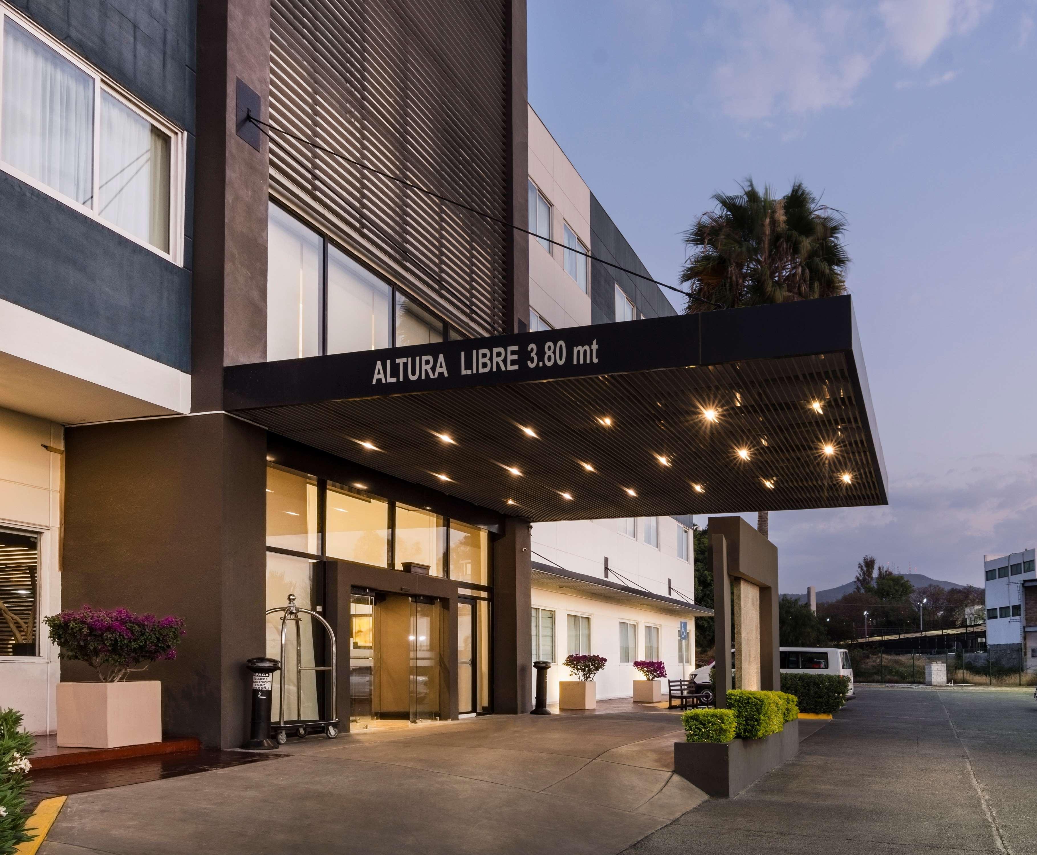 Hotel Doubletree By Hilton Querétaro Extérieur photo
