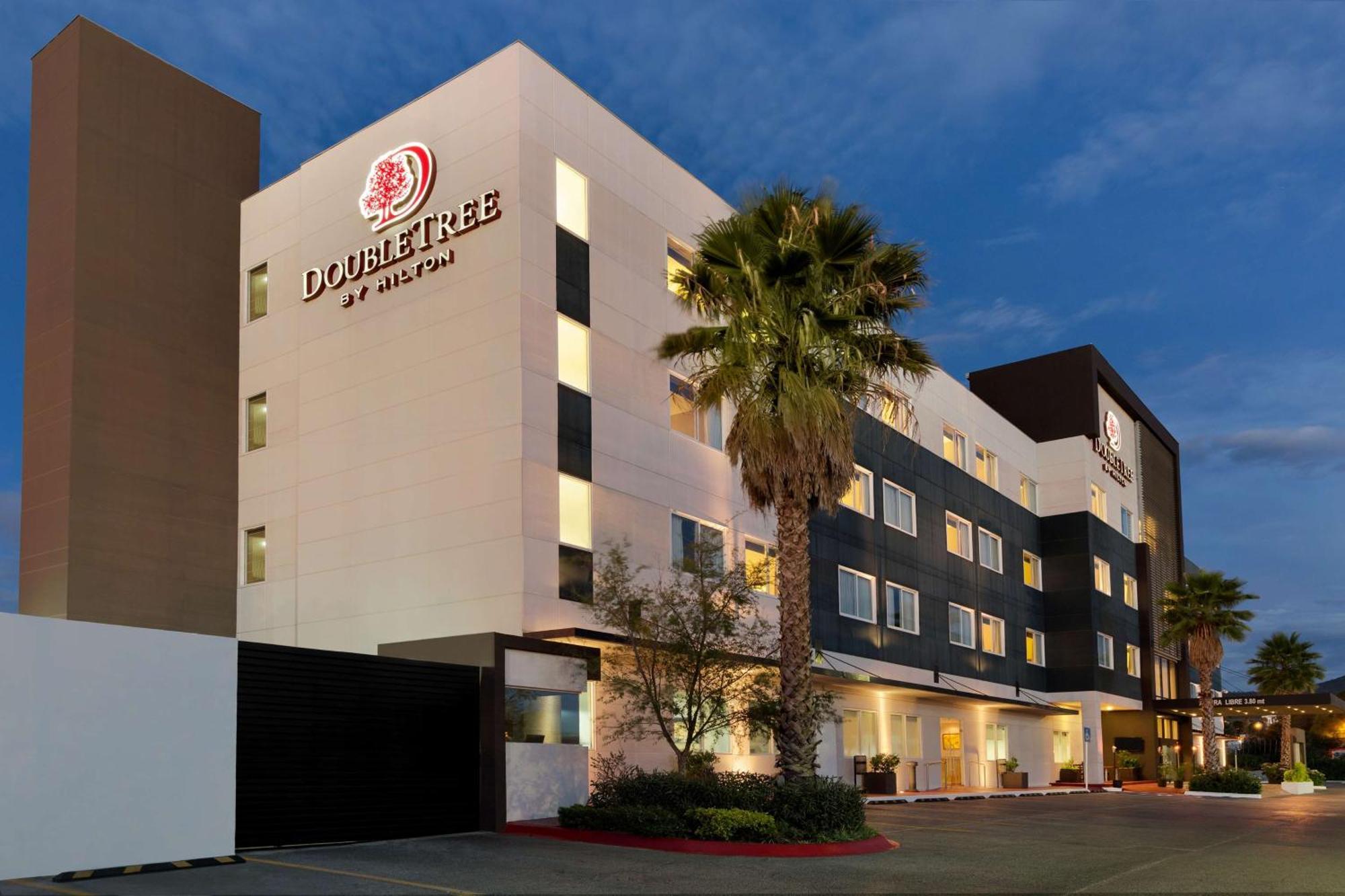 Hotel Doubletree By Hilton Querétaro Extérieur photo